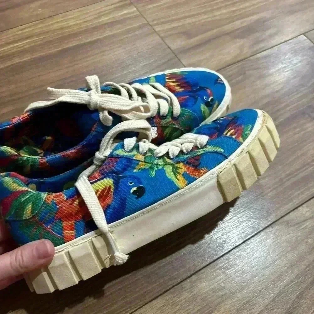 Farm Rio Printed‎ Sneakers 7.5